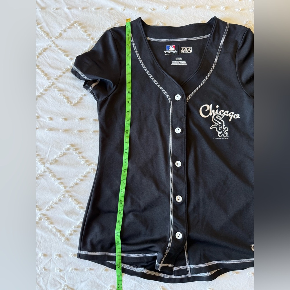Chicago White Sox Black Button-Up Jersey - Picture 3 of 6